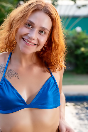 Polly Flame Strips In Sun By Pool For Solo Dildo Pleasure