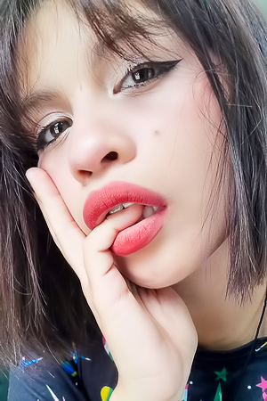 Lilith Baph Masturbates And Loves Doing It