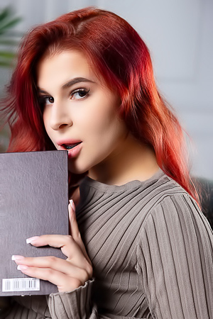 Pandora Red Amorous Redhead Kicks Her Long Legs In A Wide Split