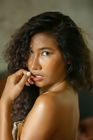 Niki Smiles As The Light And Shadow Play Over Her Gorgeous Body