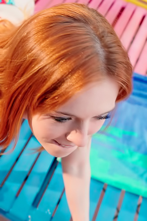 Domineering Madi Collins Controls The Wild Outdoor Show With Her Mouth